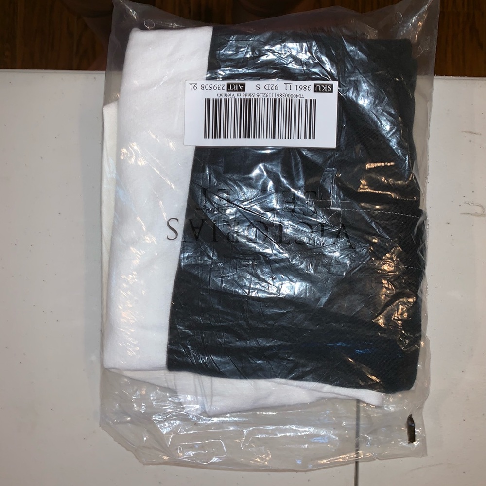 NWT/NIB VS PINK Rugby Pullover - Picture 6 of 6